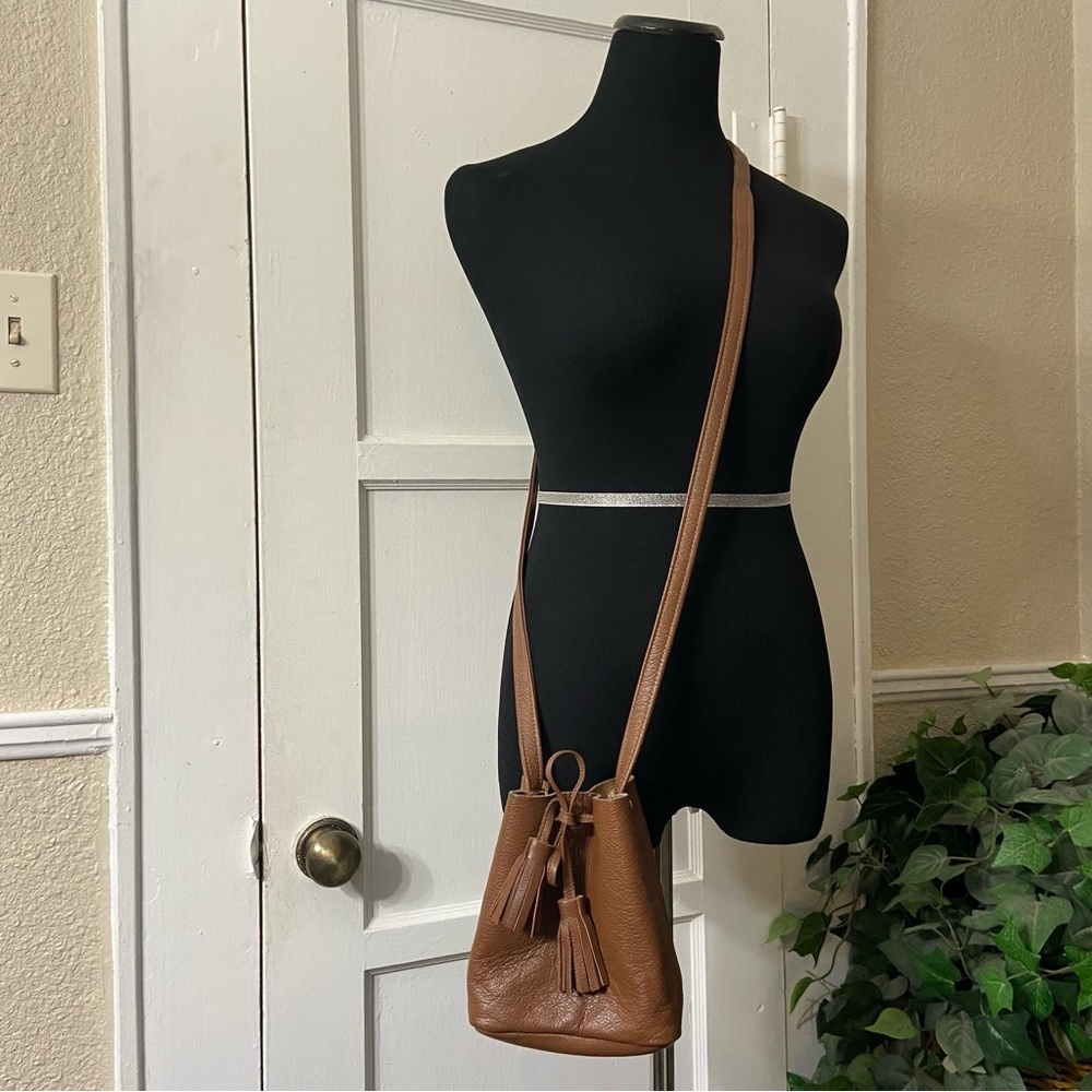Shaffer Los Angeles Greta Leather Cross Body Bucket Bag